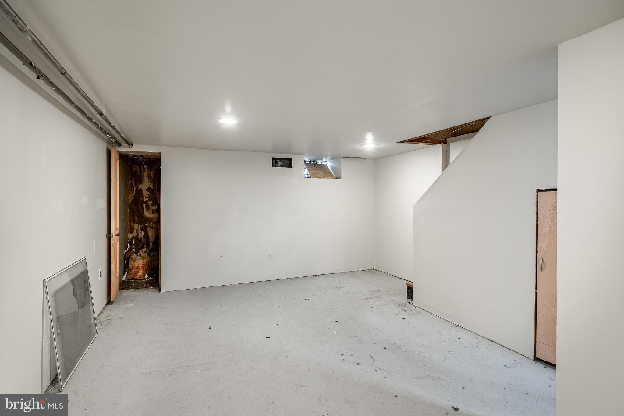 8650 Provident Street Philadelphia, PA 19150 - Photo 22 of 25