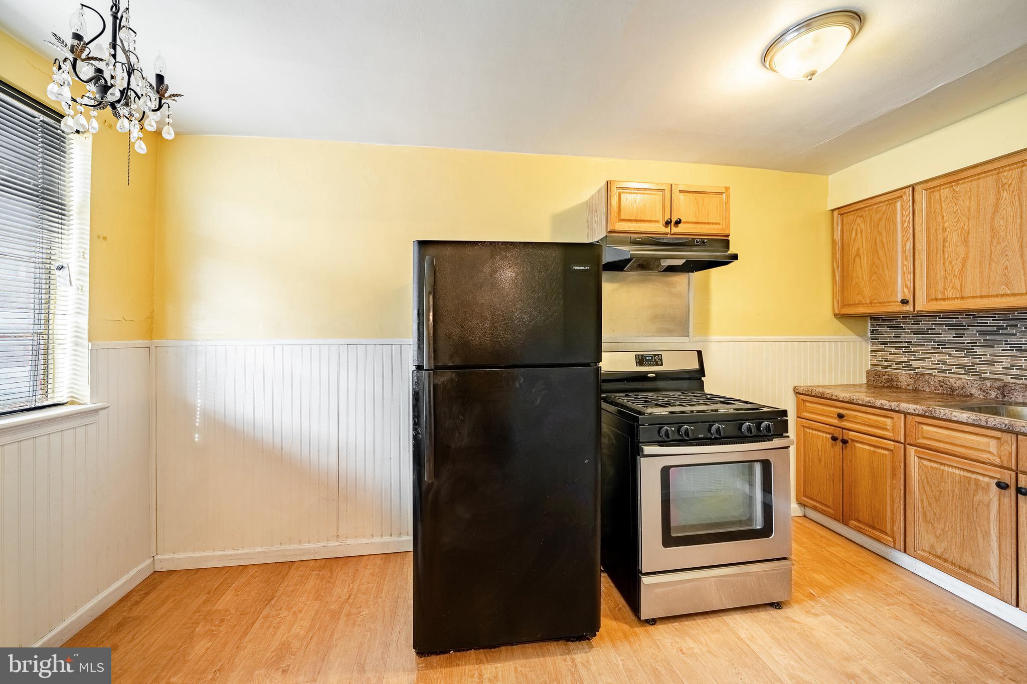 8650 Provident Street Philadelphia, PA 19150 - Photo 8 of 25 Kitchen
