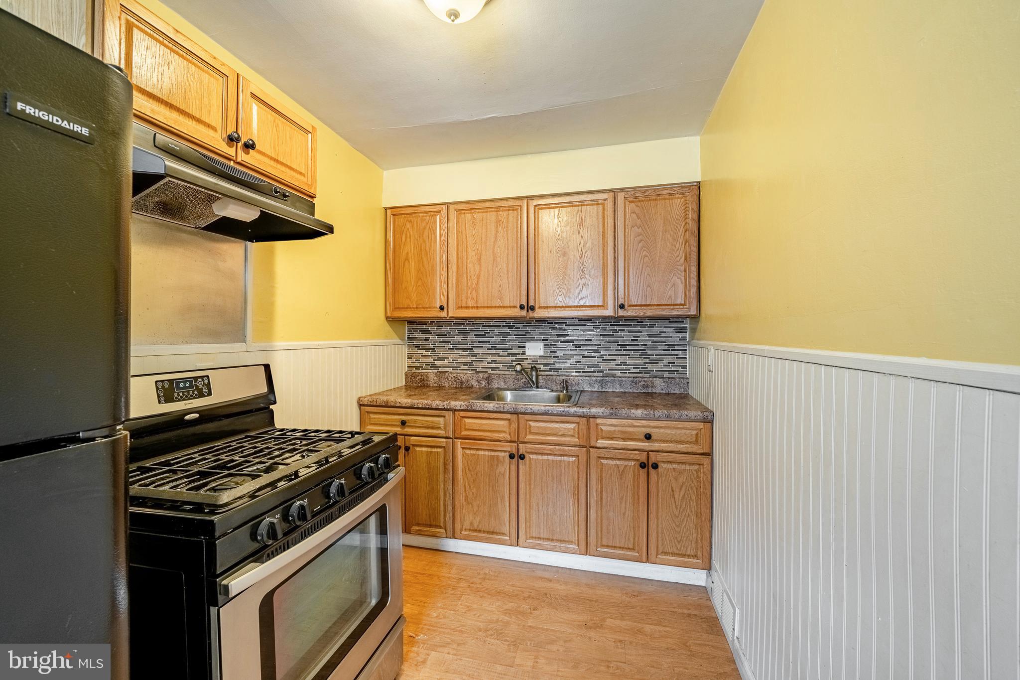 8650 Provident Street Philadelphia, PA 19150 - Photo 9 of 25