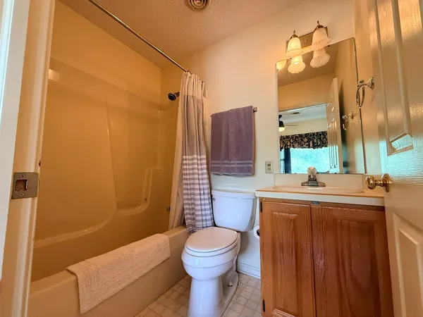 $135,000 | 1104 Kimberly Road, Unit 602, Bettendorf, IA 52722