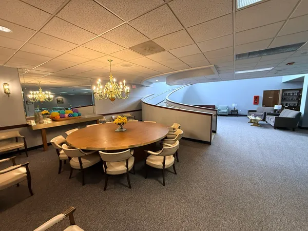 $135,000 | 1104 Kimberly Road, Unit 602, Bettendorf, IA 52722