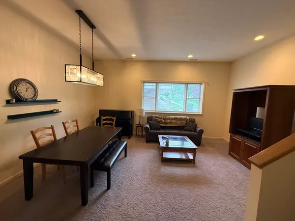 $135,000 | 1104 Kimberly Road, Unit 602, Bettendorf, IA 52722