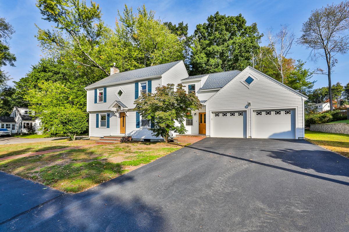 8 Madeline Road Manchester, NH 03104 - Photo 1 of 39 Gallery Image 1