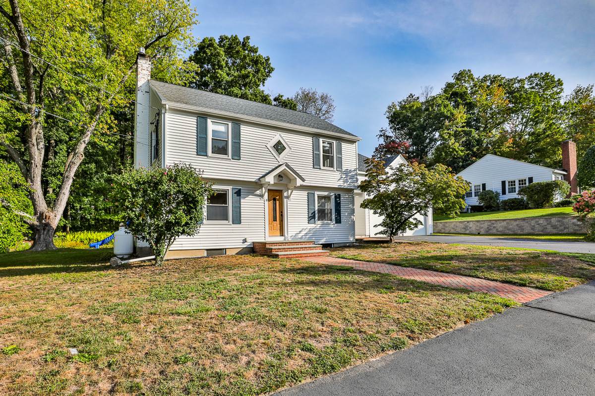 8 Madeline Road Manchester, NH 03104 - Photo 2 of 39 Gallery Image 2