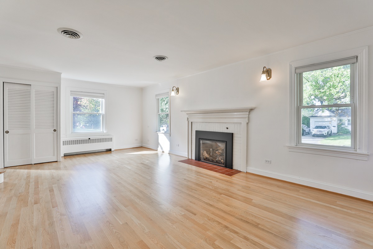 8 Madeline Road Manchester, NH 03104 - Photo 17 of 39 Gallery Image 17