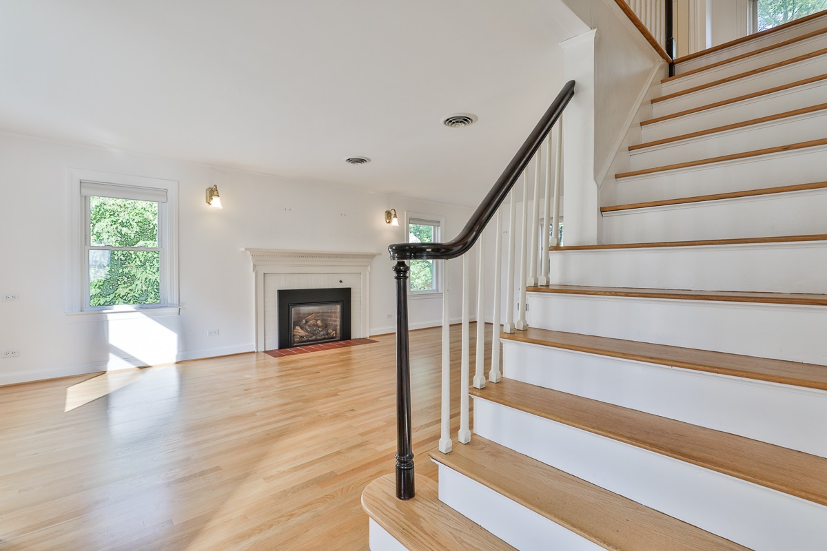 8 Madeline Road Manchester, NH 03104 - Photo 20 of 39 Gallery Image 20