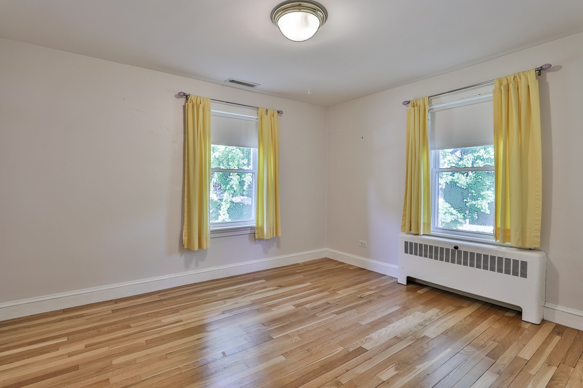 8 Madeline Road Manchester, NH 03104 - Photo 36 of 39 Gallery Image 36