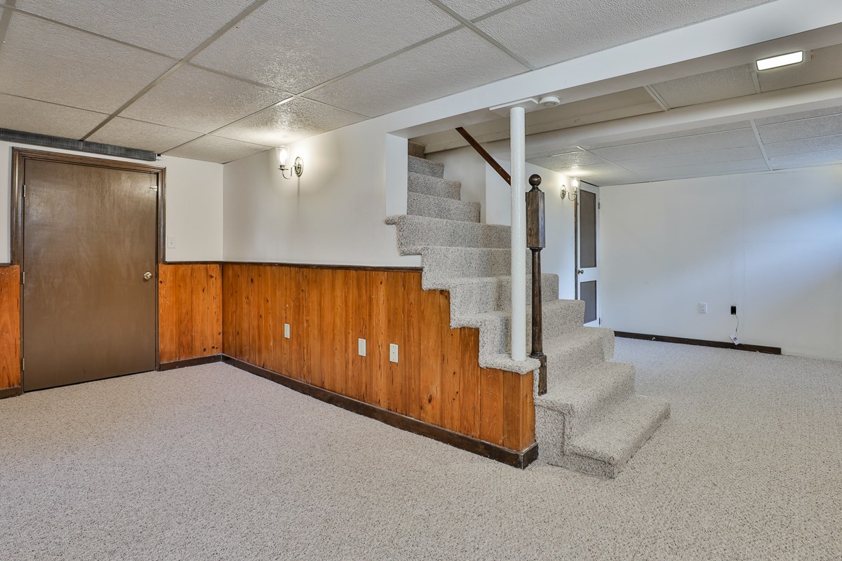 8 Madeline Road Manchester, NH 03104 - Photo 38 of 39 Gallery Image 38