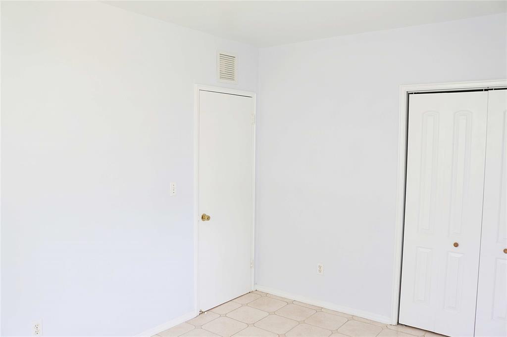 2640 Southwest 79th Avenue Miami, FL 33155 - Photo 21 of 23