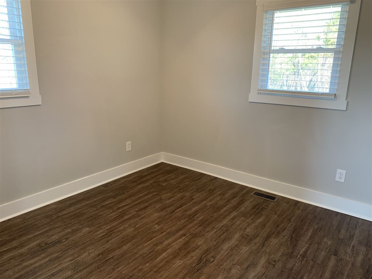969 Loving Road Bowling Green, KY 42101 - Photo 7 of 9 Gallery Image 7