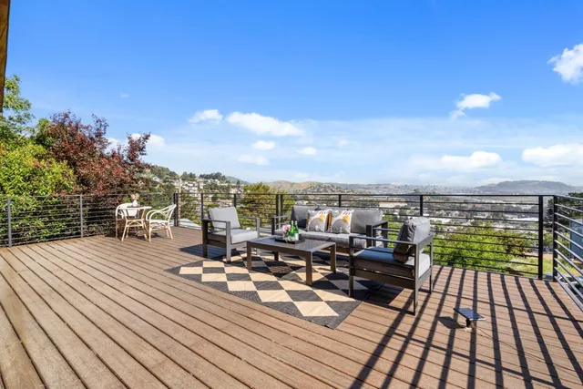 a view of a black and white checkered black and white checkered wall