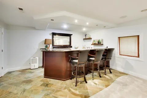 $1,750,000 | 1414 Canterbury Lane, Glenview, IL 60025