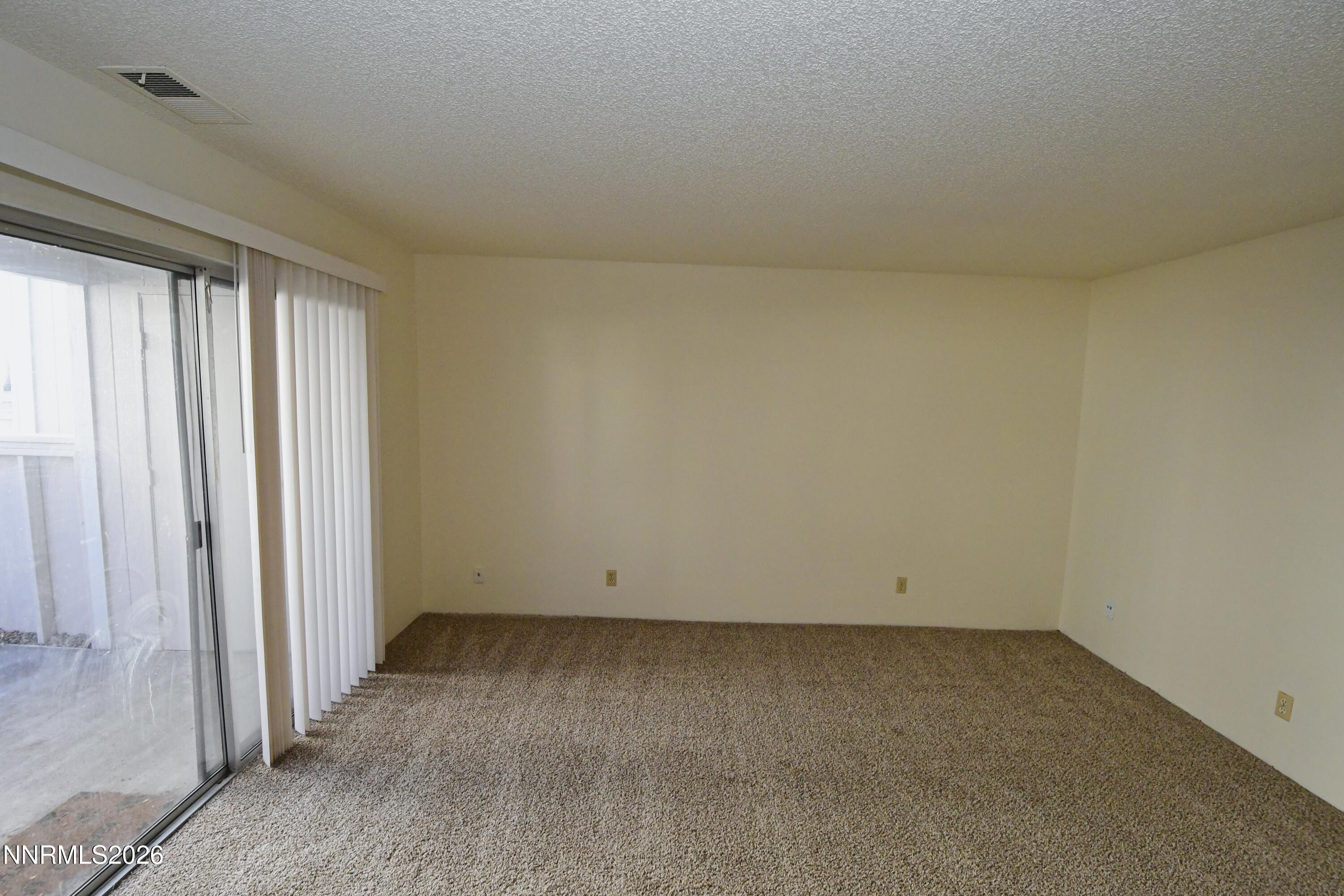 400 South Saliman Road, Unit E36 Carson City, NV 89701 - Photo 2 of 9 DSC_1934