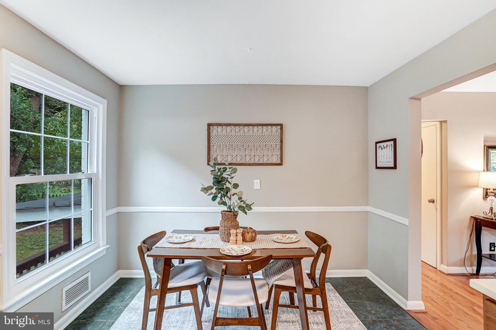 107 West Cameron Road Falls Church, VA 22046 - Photo 11 of 37