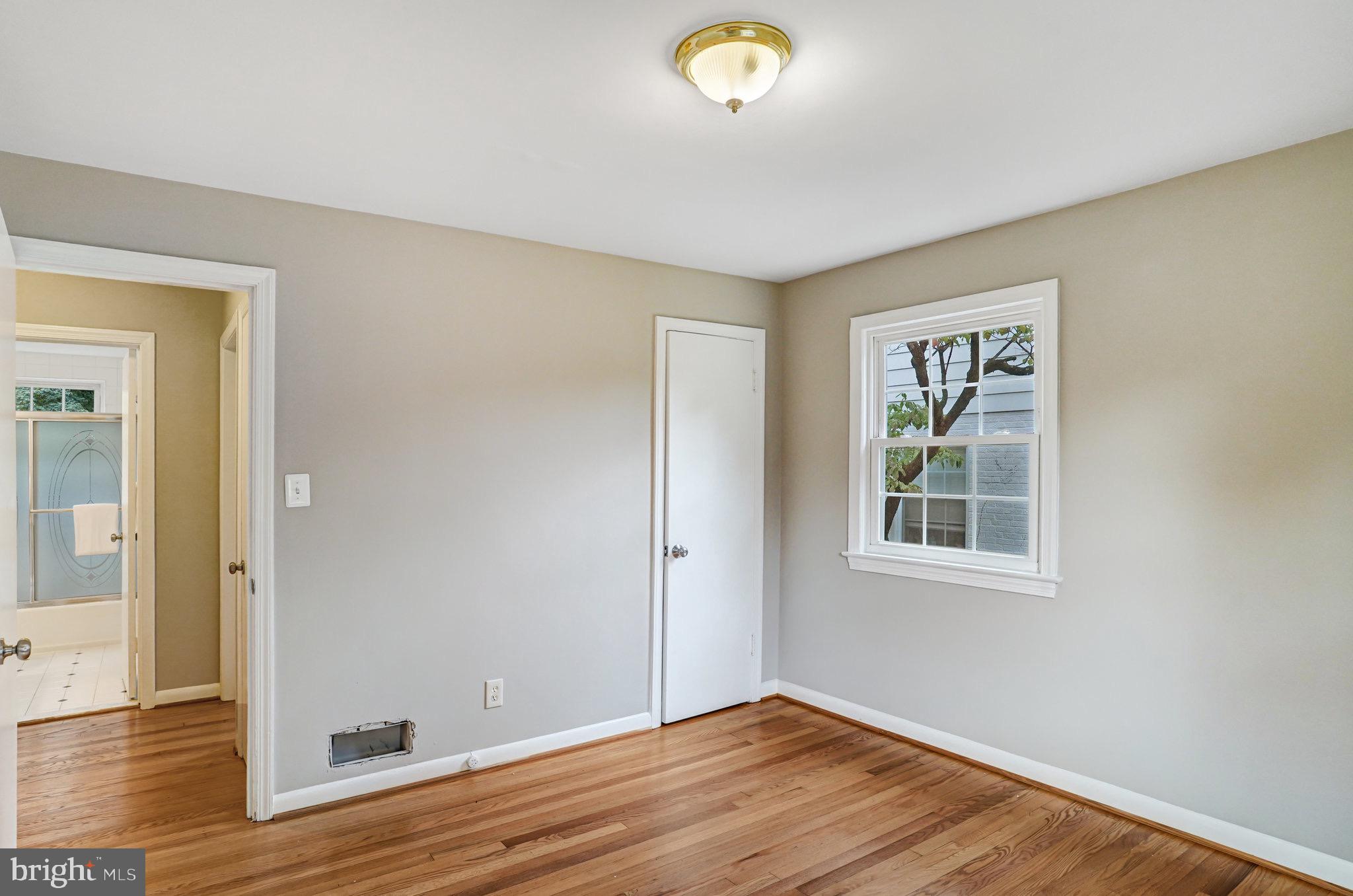 107 West Cameron Road Falls Church, VA 22046 - Photo 13 of 37