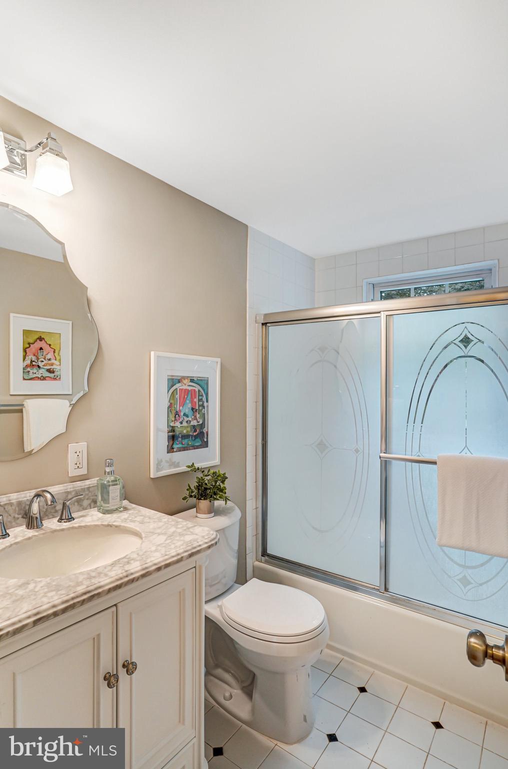 107 West Cameron Road Falls Church, VA 22046 - Photo 15 of 37