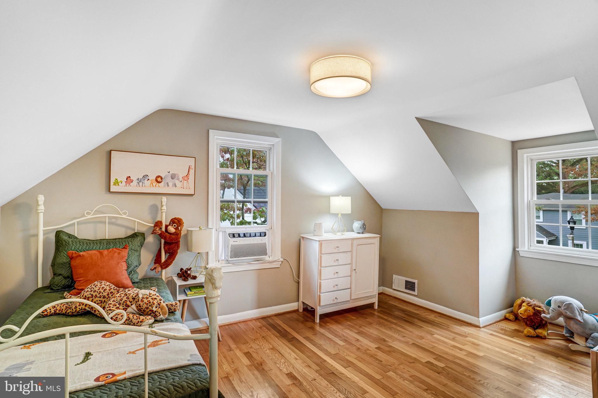 107 West Cameron Road Falls Church, VA 22046 - Photo 18 of 37