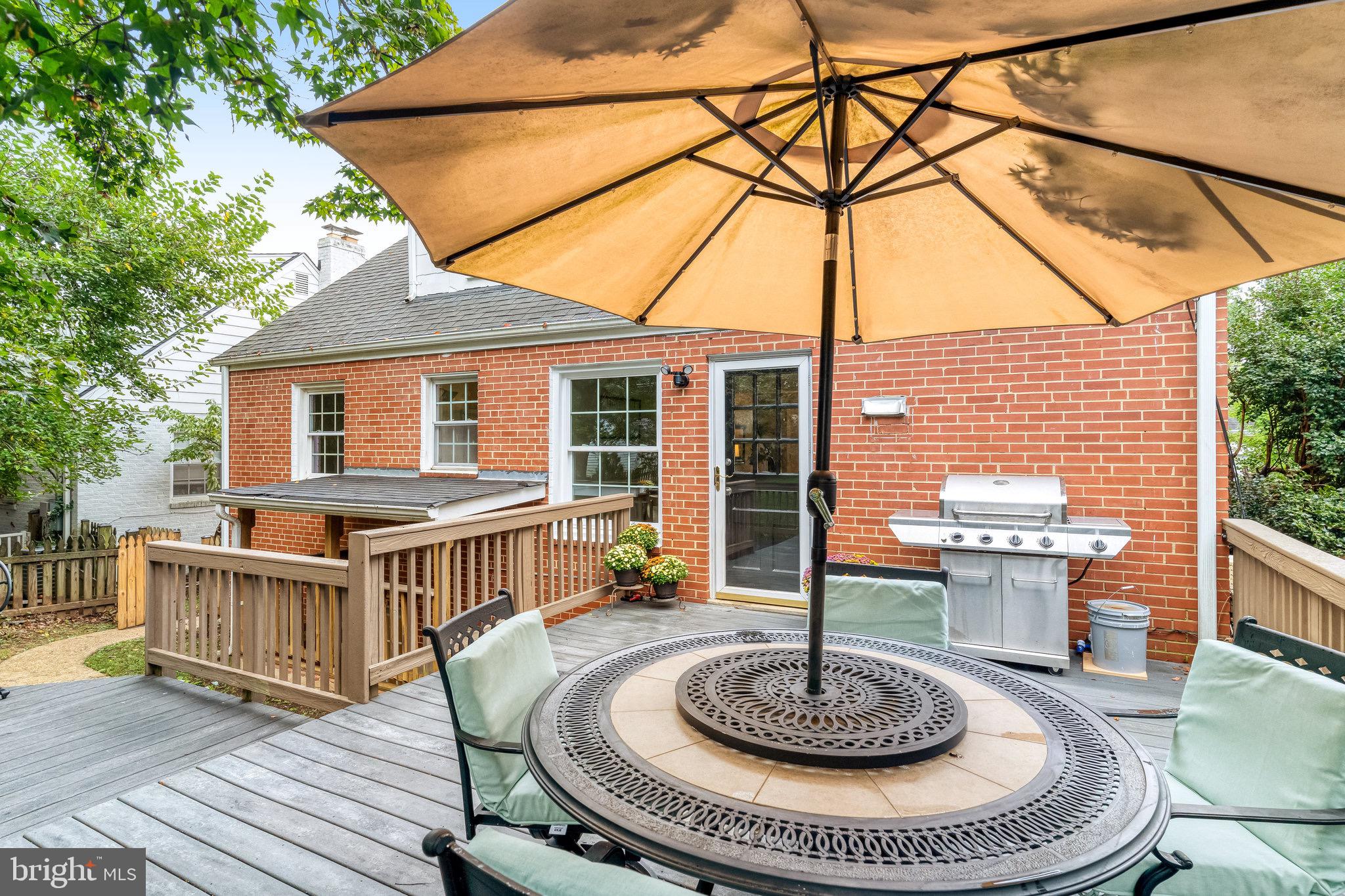 107 West Cameron Road Falls Church, VA 22046 - Photo 31 of 37