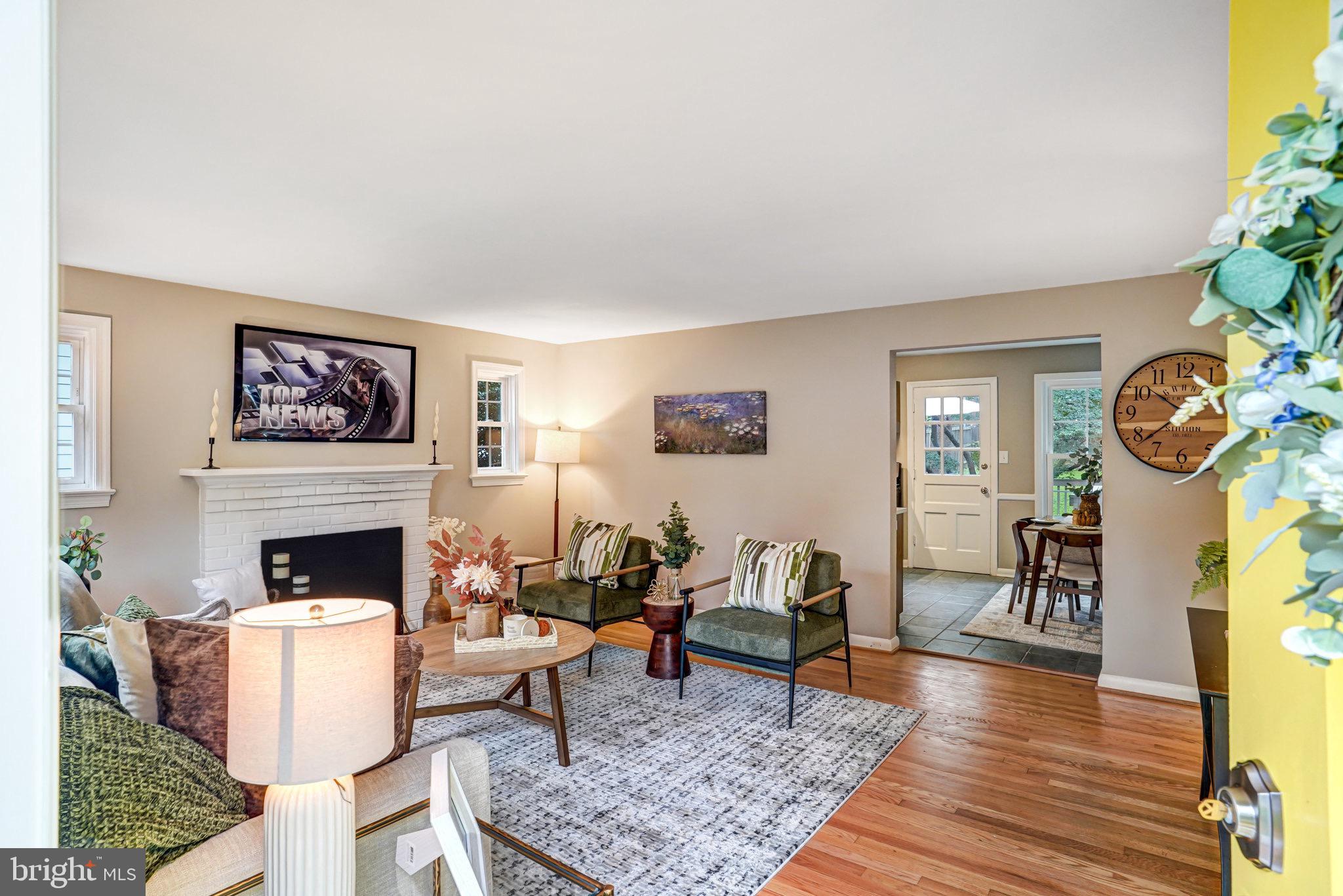 107 West Cameron Road Falls Church, VA 22046 - Photo 4 of 37