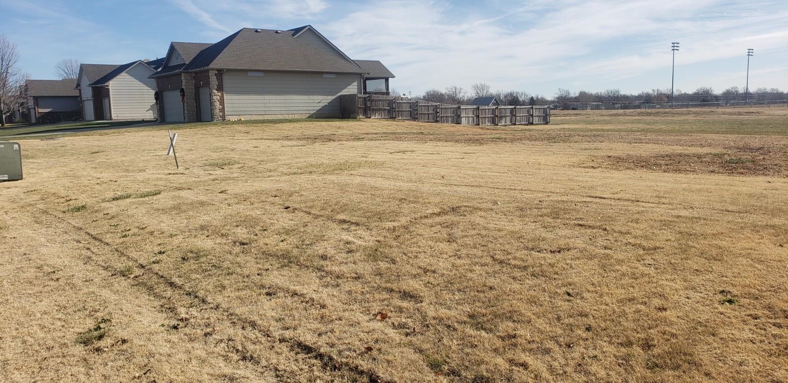 1005 West 17th Street Newton, KS 67114 - Photo 2 of 3