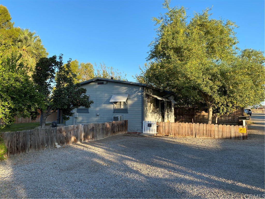 213 Elm Road Blythe, CA 92225 - Photo 35 of 61 a view of a house with a outdoor space