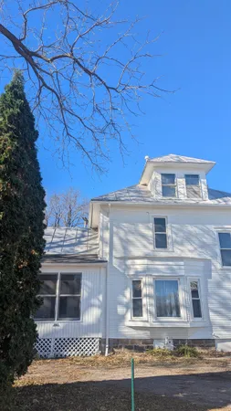 $4,195 | 170 East Main Street, Merrimac, WI 53561