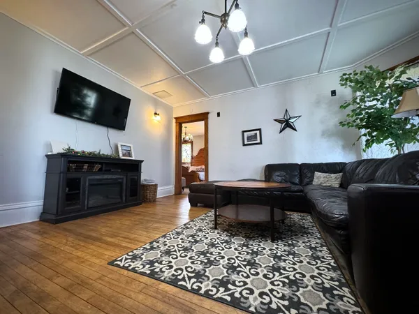 $4,195 | 170 East Main Street, Merrimac, WI 53561