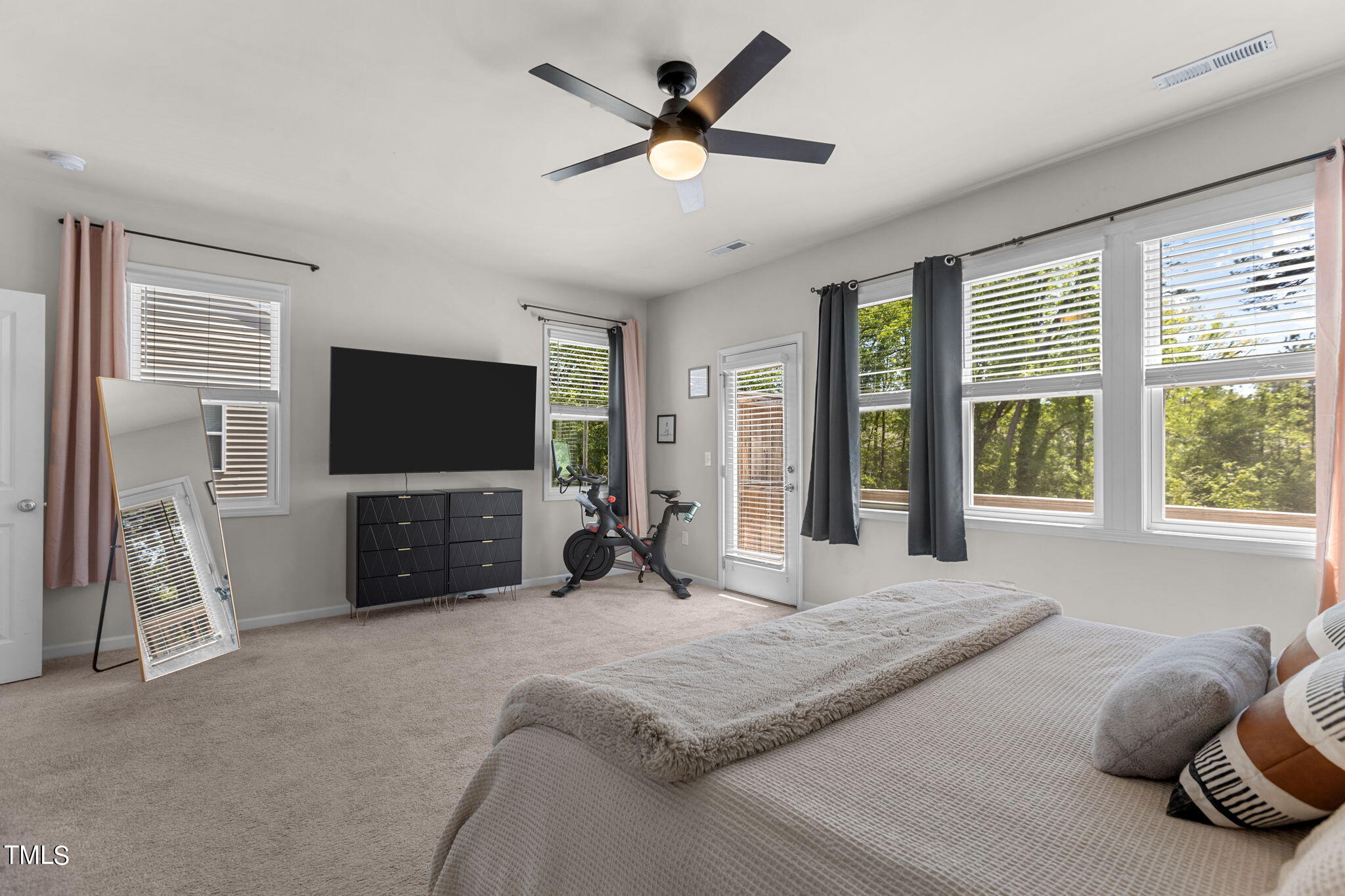 3626 Buffaloe Road Raleigh, NC 27604 - Photo 14 of 28 41-web-or-mls-IMGL2307