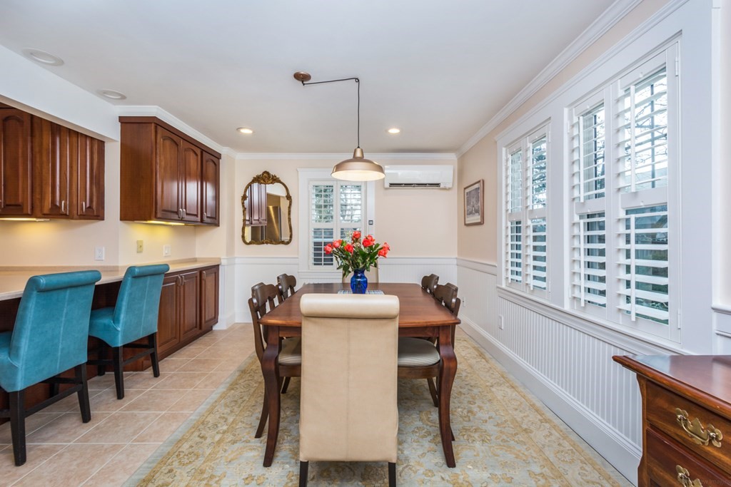 114 Warwick Road Melrose, MA 02176 - Photo 16 of 42 Gallery Image 16