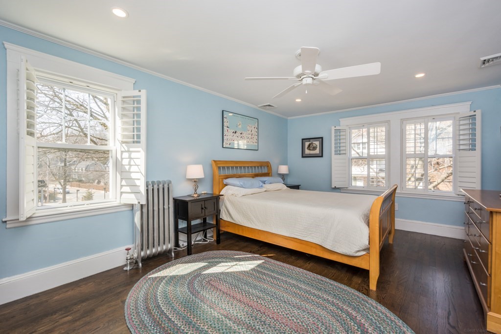 114 Warwick Road Melrose, MA 02176 - Photo 24 of 42 Gallery Image 24