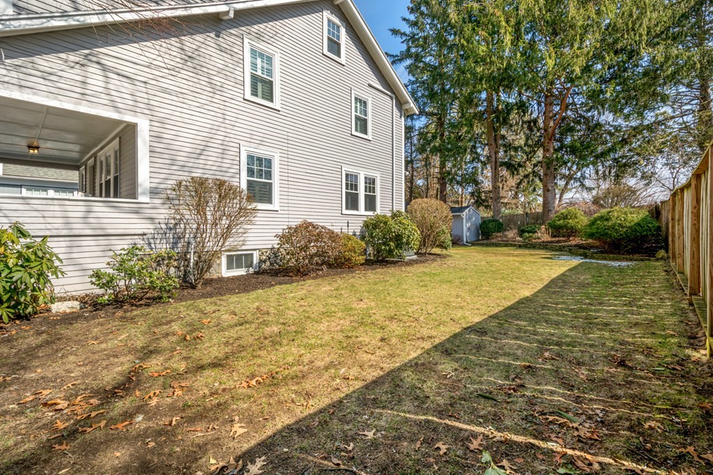 114 Warwick Road Melrose, MA 02176 - Photo 35 of 42 Gallery Image 35