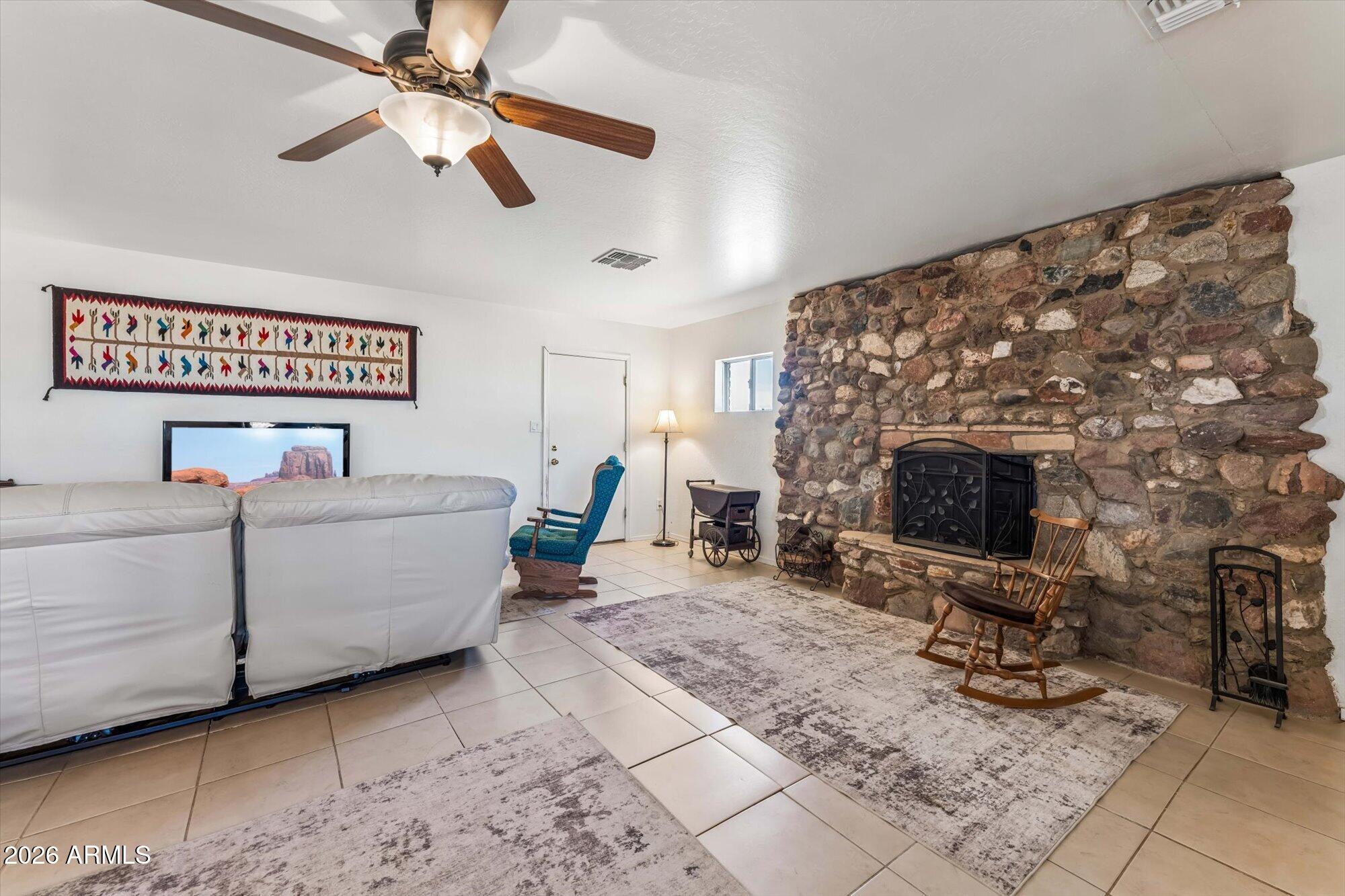 21508 West Lone Mountain Road Wittmann, AZ 85361 - Photo 20 of 41 16-DSC05290