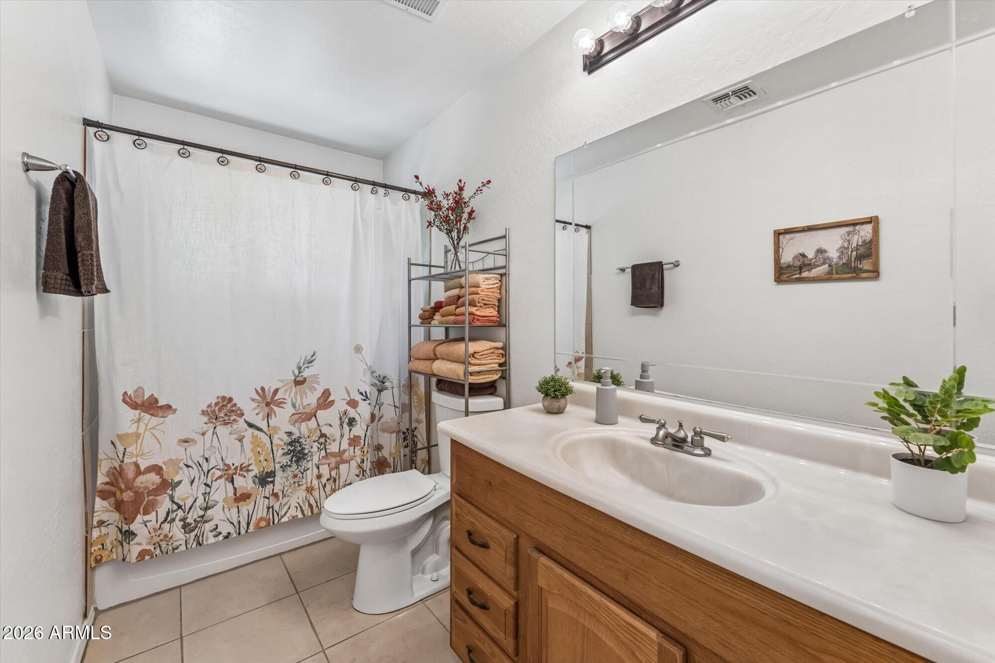 21508 West Lone Mountain Road Wittmann, AZ 85361 - Photo 23 of 41 20-DSC05184