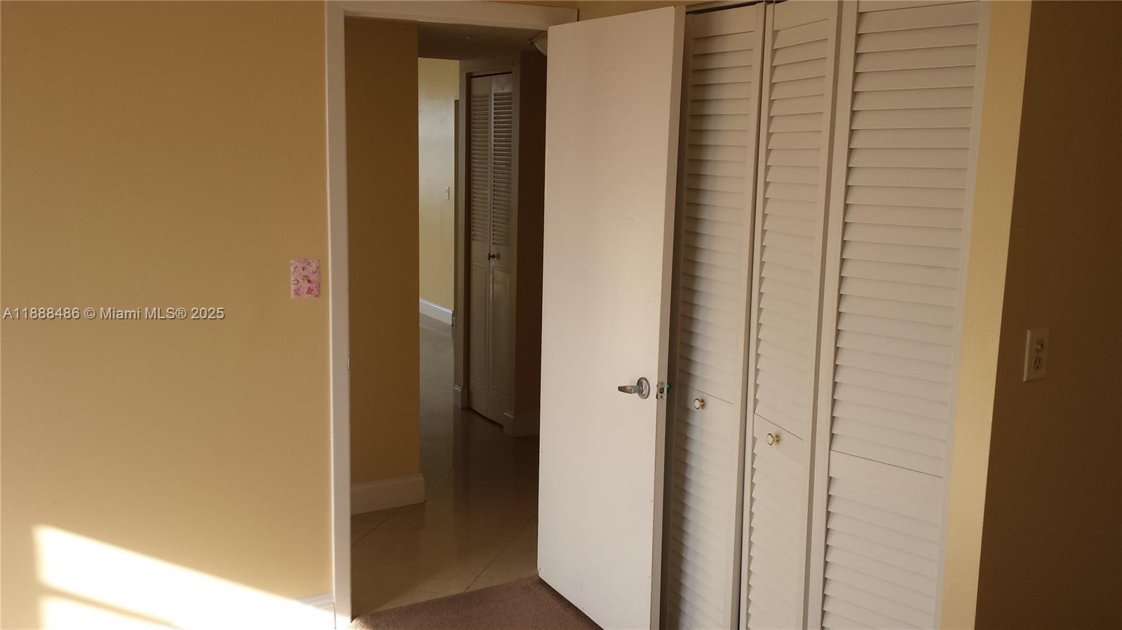 2750 Northeast 183rd Street, Unit 2305 Aventura, FL 33160 - Photo 28 of 31