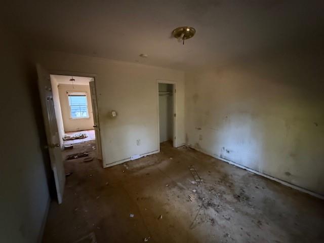 5 Adair Avenue Southeast Atlanta, GA 30315 - Photo 11 of 13 an empty room with a window