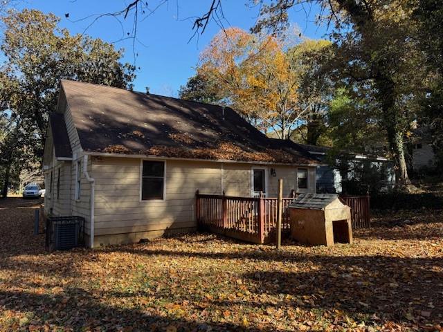 5 Adair Avenue Southeast Atlanta, GA 30315 - Photo 5 of 13 a front view of a house with yard