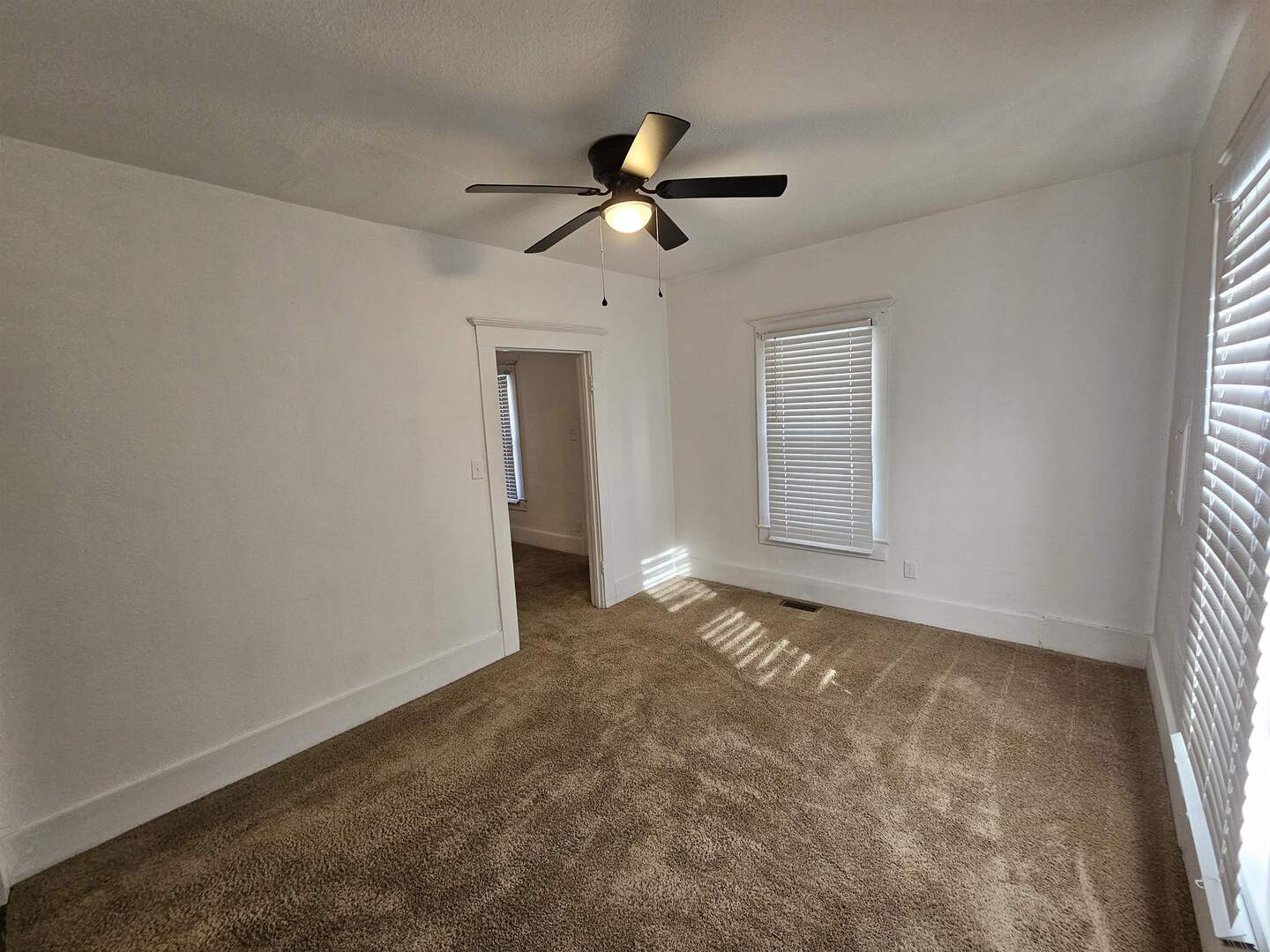 803 South Maple Street Salem, IL 62881 - Photo 18 of 38