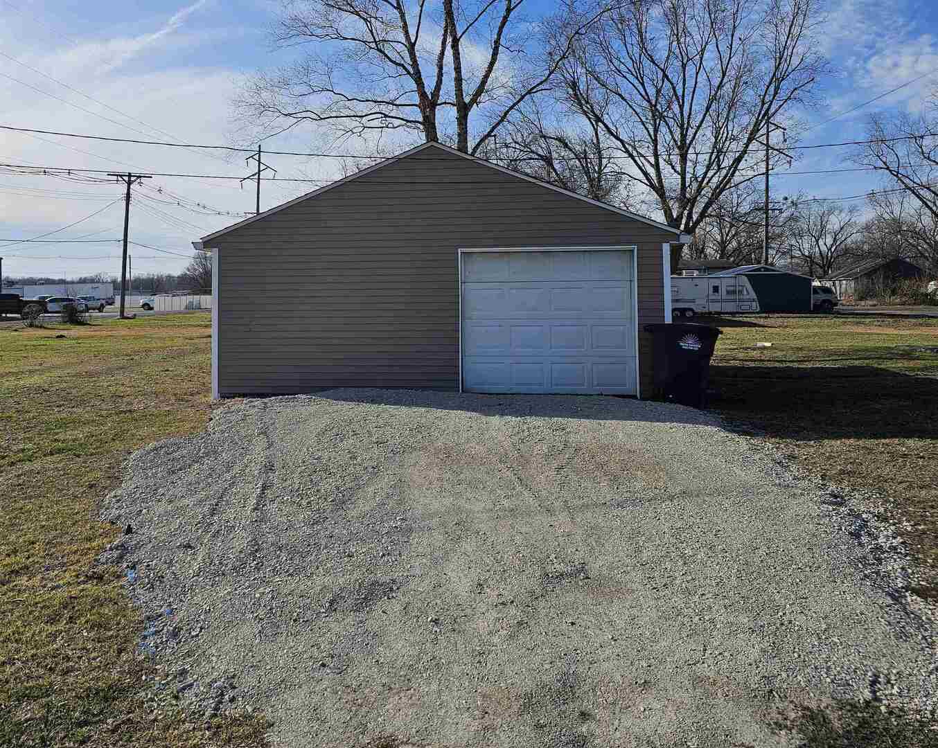 803 South Maple Street Salem, IL 62881 - Photo 10 of 38