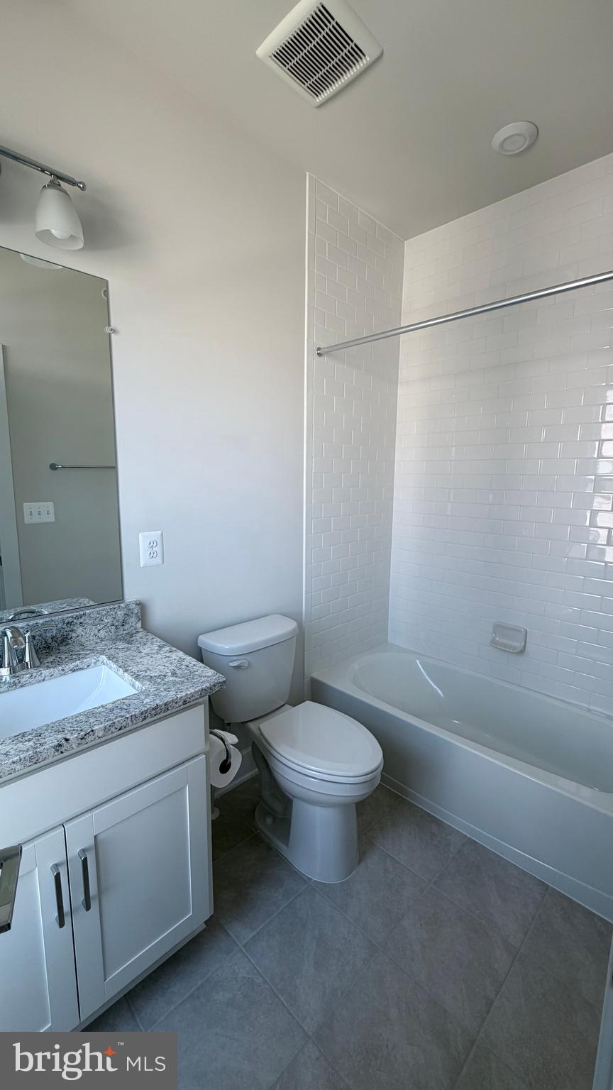 12742 Verdant Way Reston, VA 20191 - Photo 23 of 35