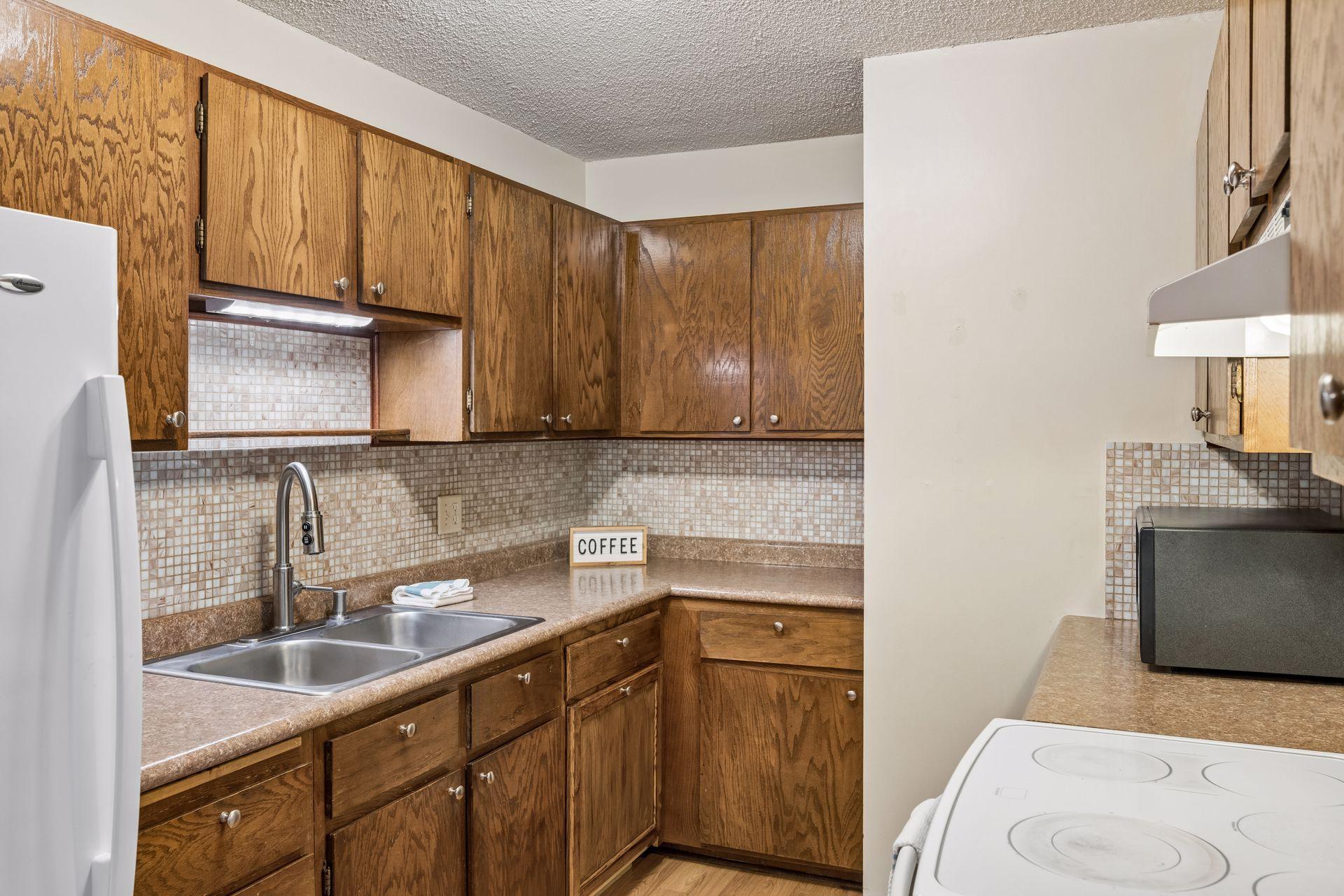 1 West Lake Street, Unit 420 Minneapolis, MN 55408 - Photo 12 of 37