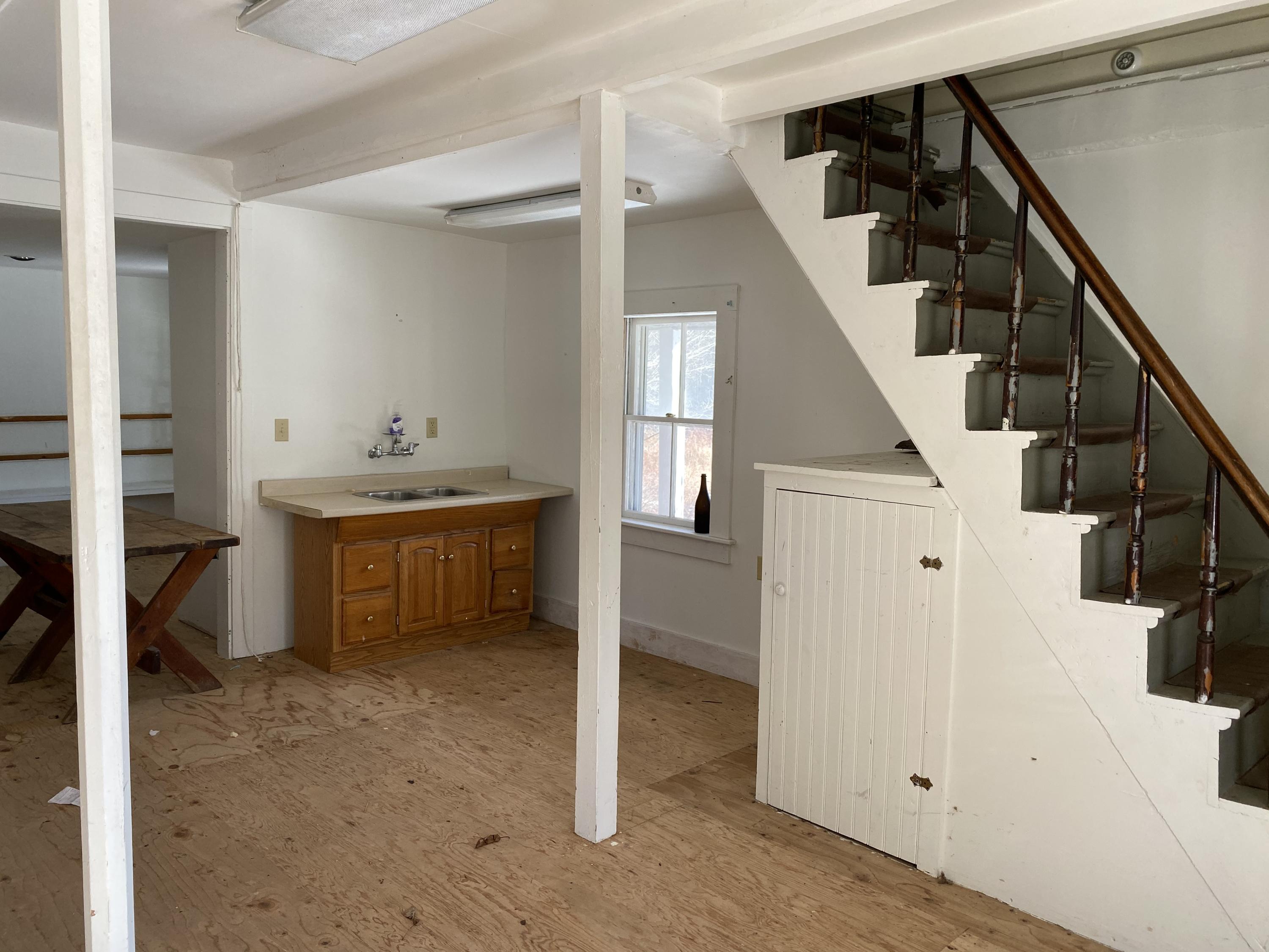 115 Coastal Road, Unit 1 Brooksville, ME 04617 - Photo 8 of 27 IMG_0032