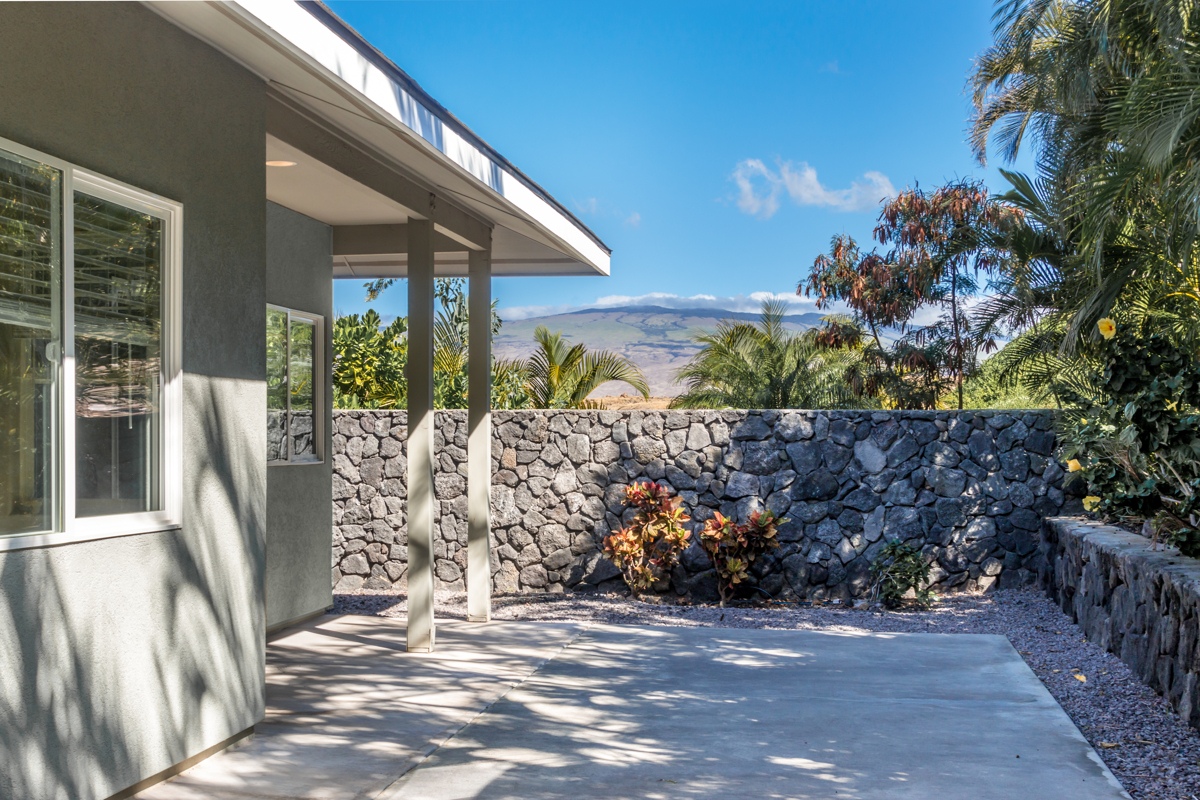68-1736 Ka'apuni Street Waikoloa, HI 96738 - Photo 26 of 30 a view of outdoor space and porch