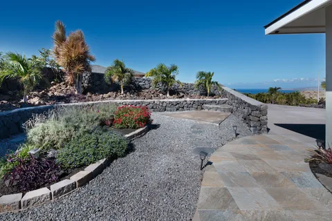 $990,000 | 68-1736 Ka'apuni Street, Waikoloa, HI 96738