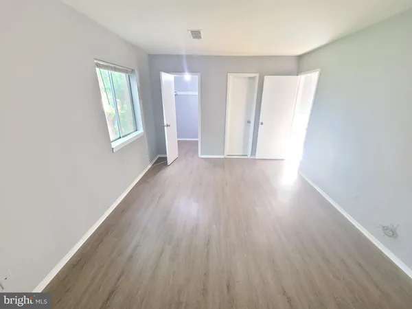 $2,025 | 19439 Brassie Place, Unit 301, Gaithersburg, MD 20886