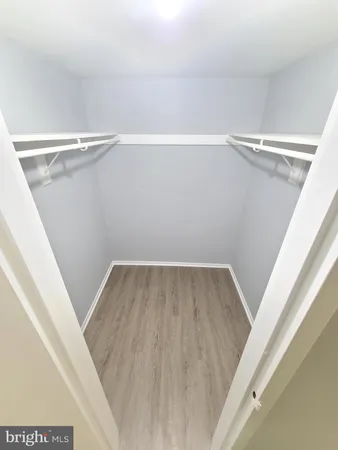 $2,025 | 19439 Brassie Place, Unit 301, Gaithersburg, MD 20886