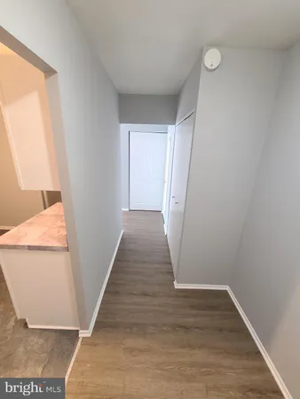 $2,025 | 19439 Brassie Place, Unit 301, Gaithersburg, MD 20886