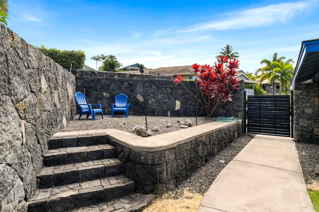 $1,239,000 | 77-159 Hoohonua Court, Kailua-Kona, HI 96740