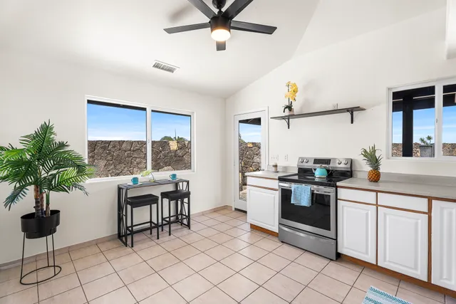 $1,239,000 | 77-159 Hoohonua Court, Kailua-Kona, HI 96740