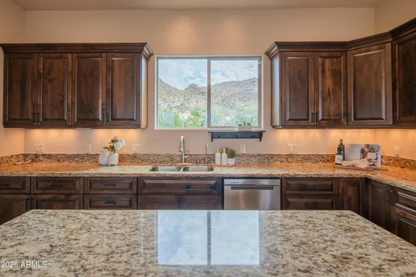 $900,000 | 5995 East 35th Avenue, Apache Junction, AZ 85119