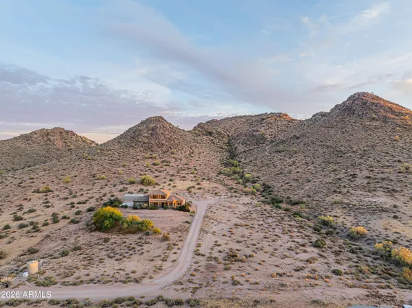 $900,000 | 5995 East 35th Avenue, Apache Junction, AZ 85119